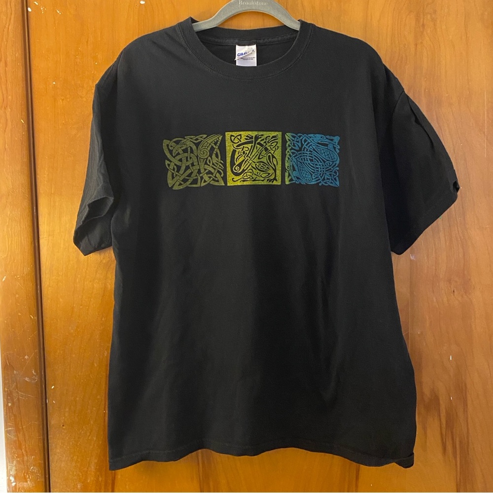 cool graphic tee